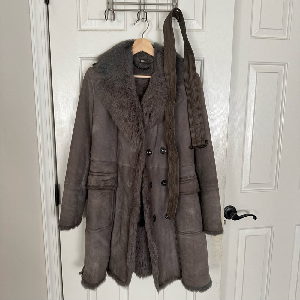 Burberry London Lamb Shearling Fur Funnel Neck Coat. Grey. Size 6US. Dry Cleaned